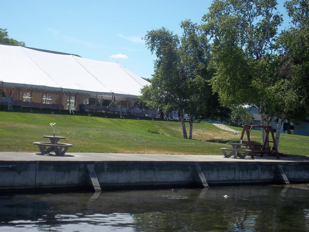 Stone Fence Resort Ogdensburg Exterior foto