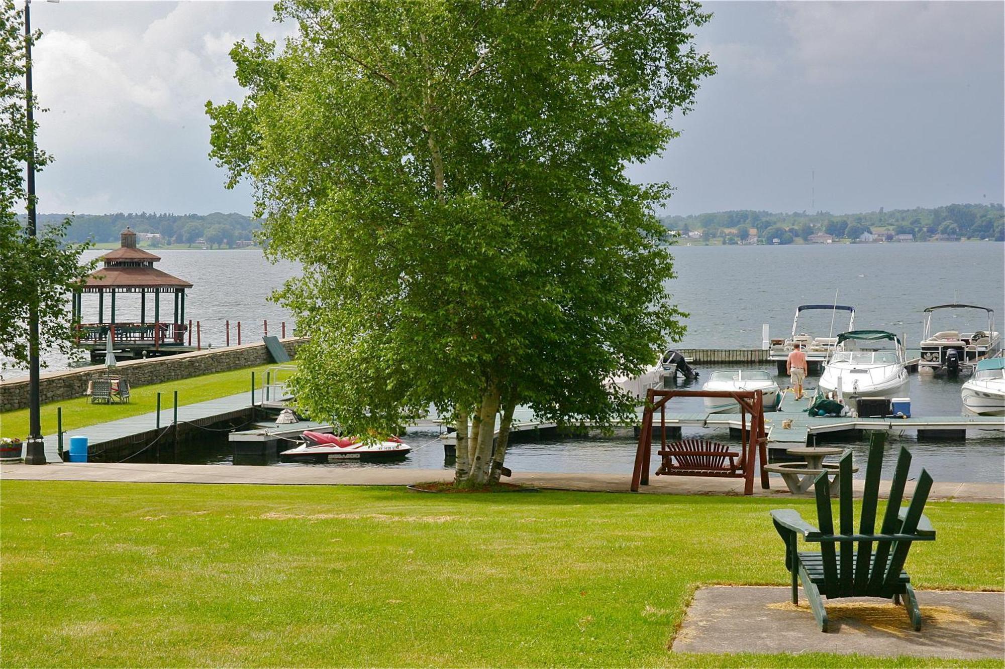 Stone Fence Resort Ogdensburg Exterior foto