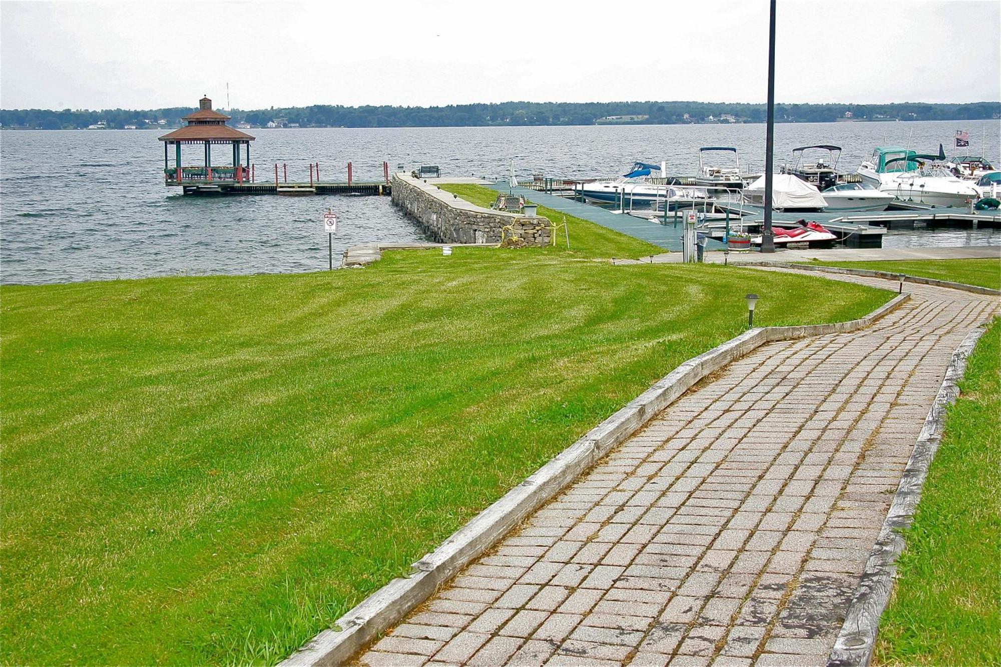 Stone Fence Resort Ogdensburg Exterior foto