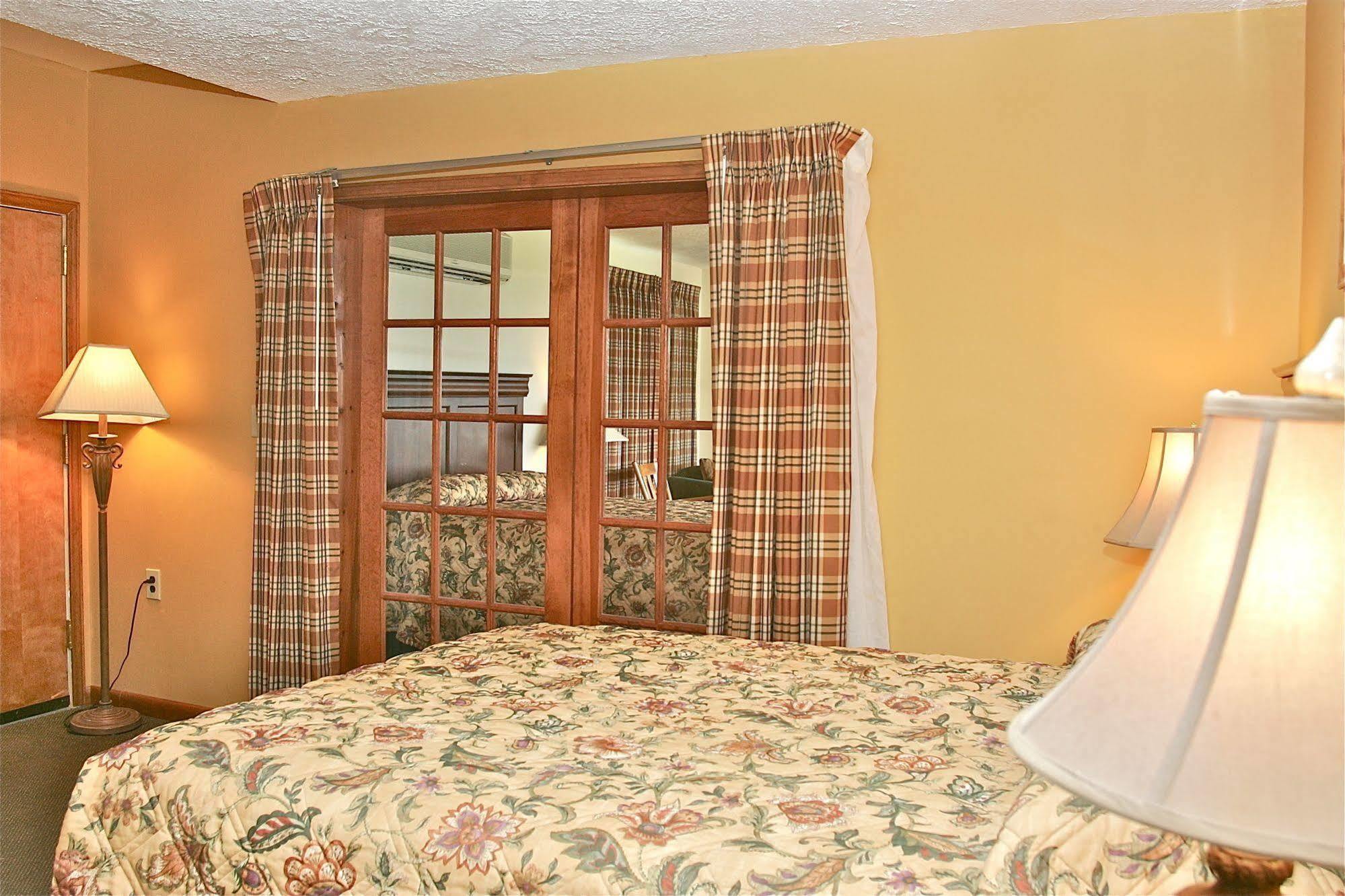 Stone Fence Resort Ogdensburg Exterior foto