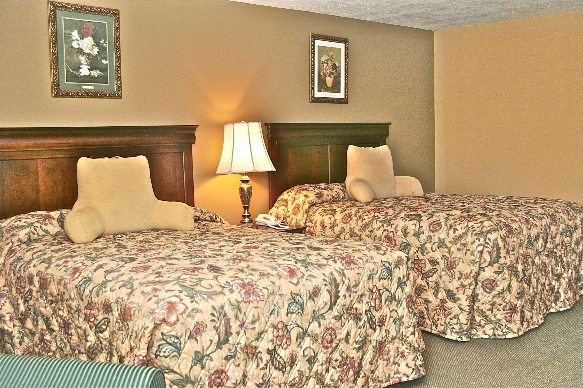 Stone Fence Resort Ogdensburg Exterior foto